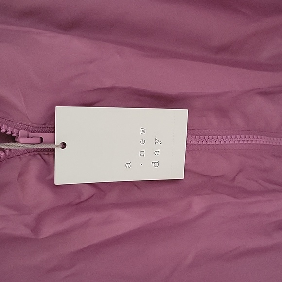 Jacket - Picture 4 of 6